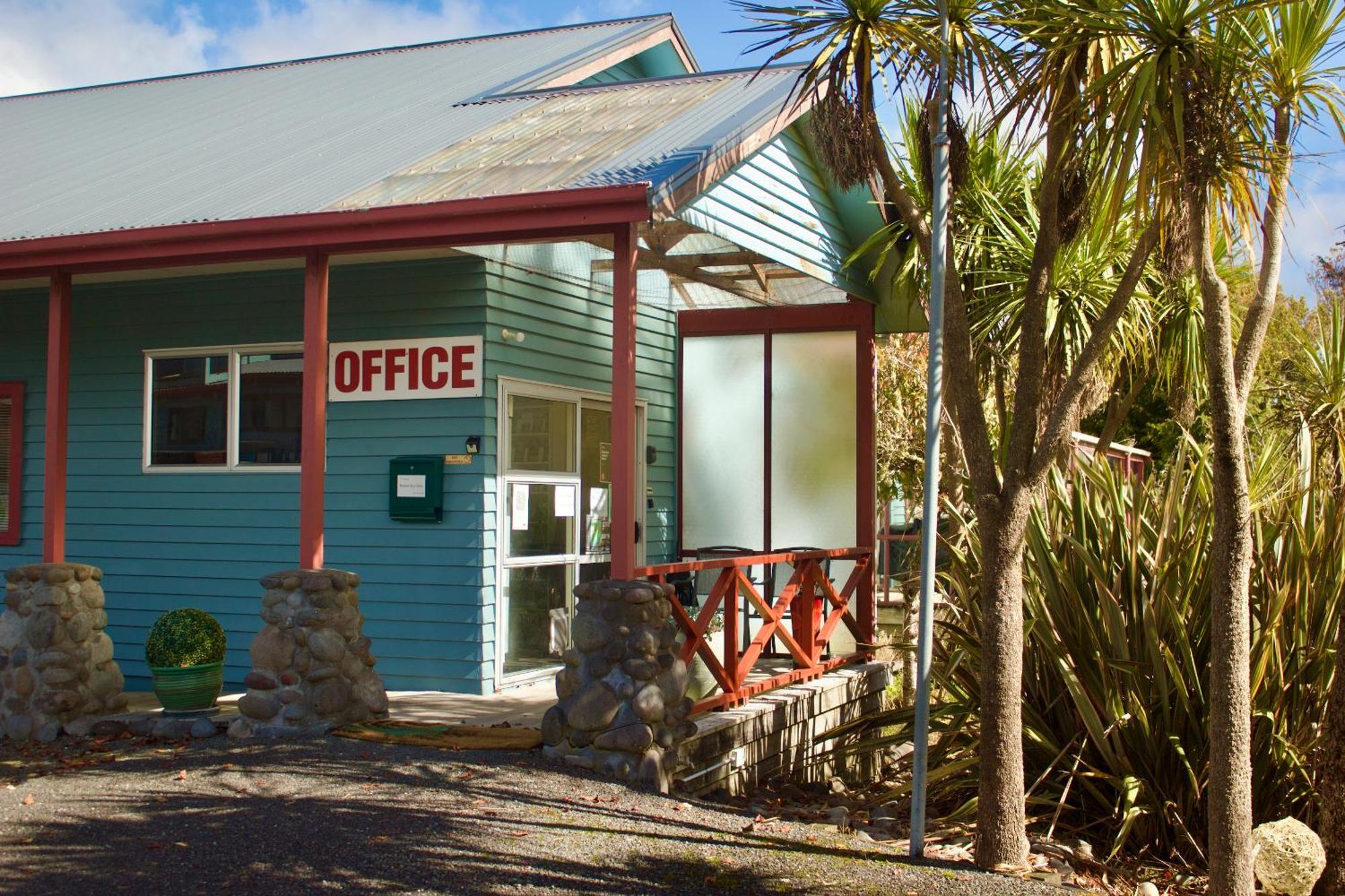 Adventure Lodge And Motels And Tongariro Crossing Track Transport National Park Εξωτερικό φωτογραφία
