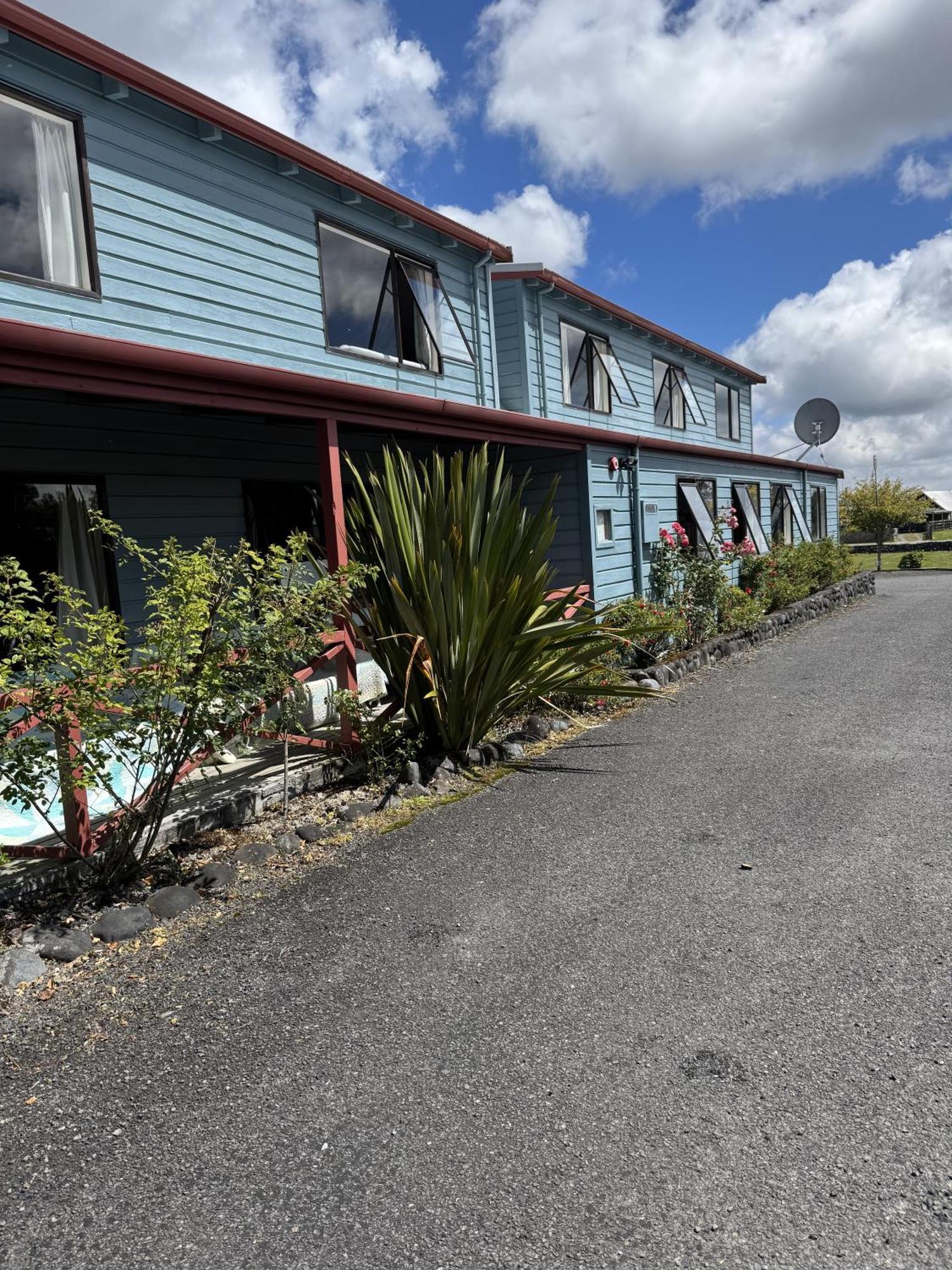Adventure Lodge And Motels And Tongariro Crossing Track Transport National Park Εξωτερικό φωτογραφία