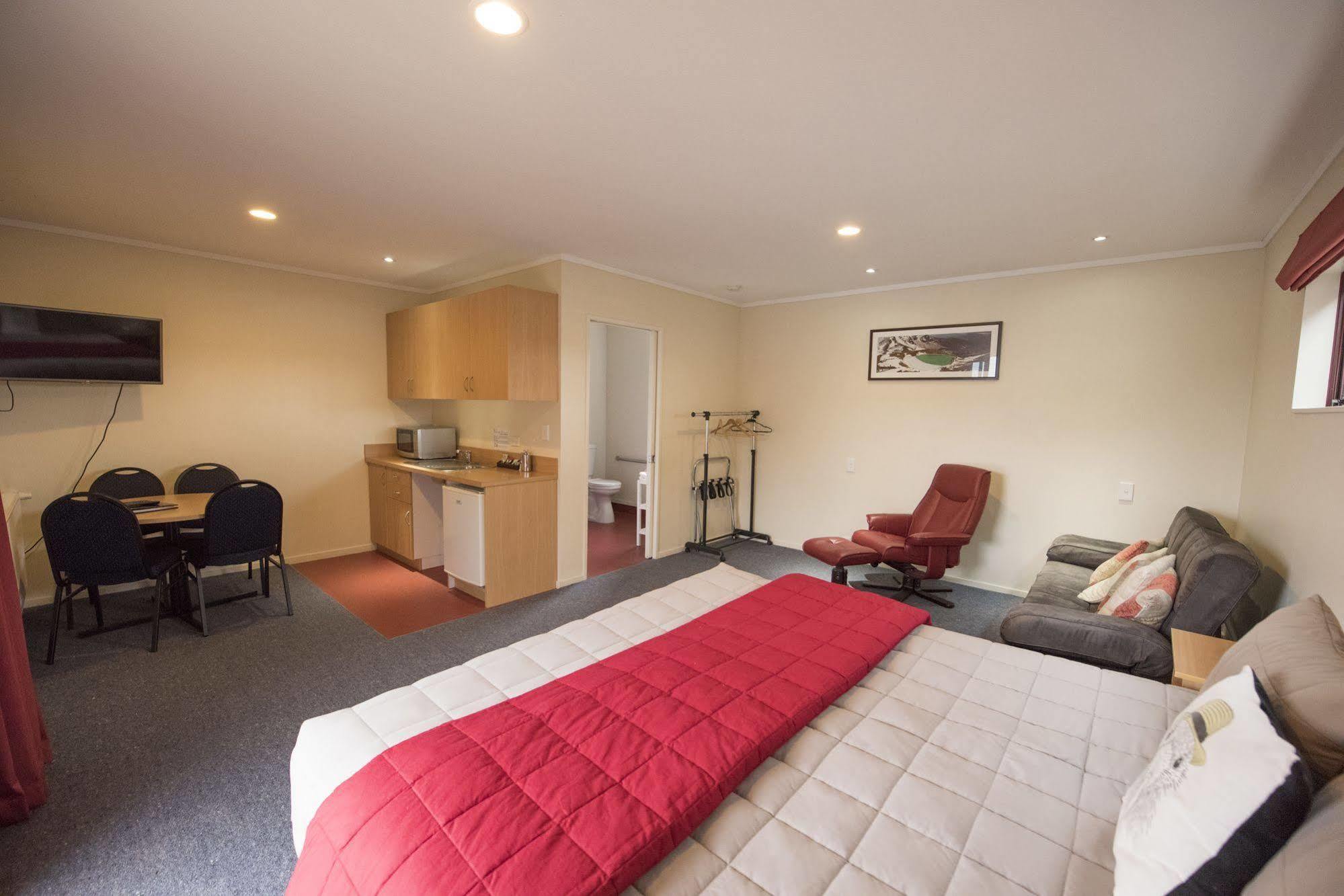 Adventure Lodge And Motels And Tongariro Crossing Track Transport National Park Εξωτερικό φωτογραφία