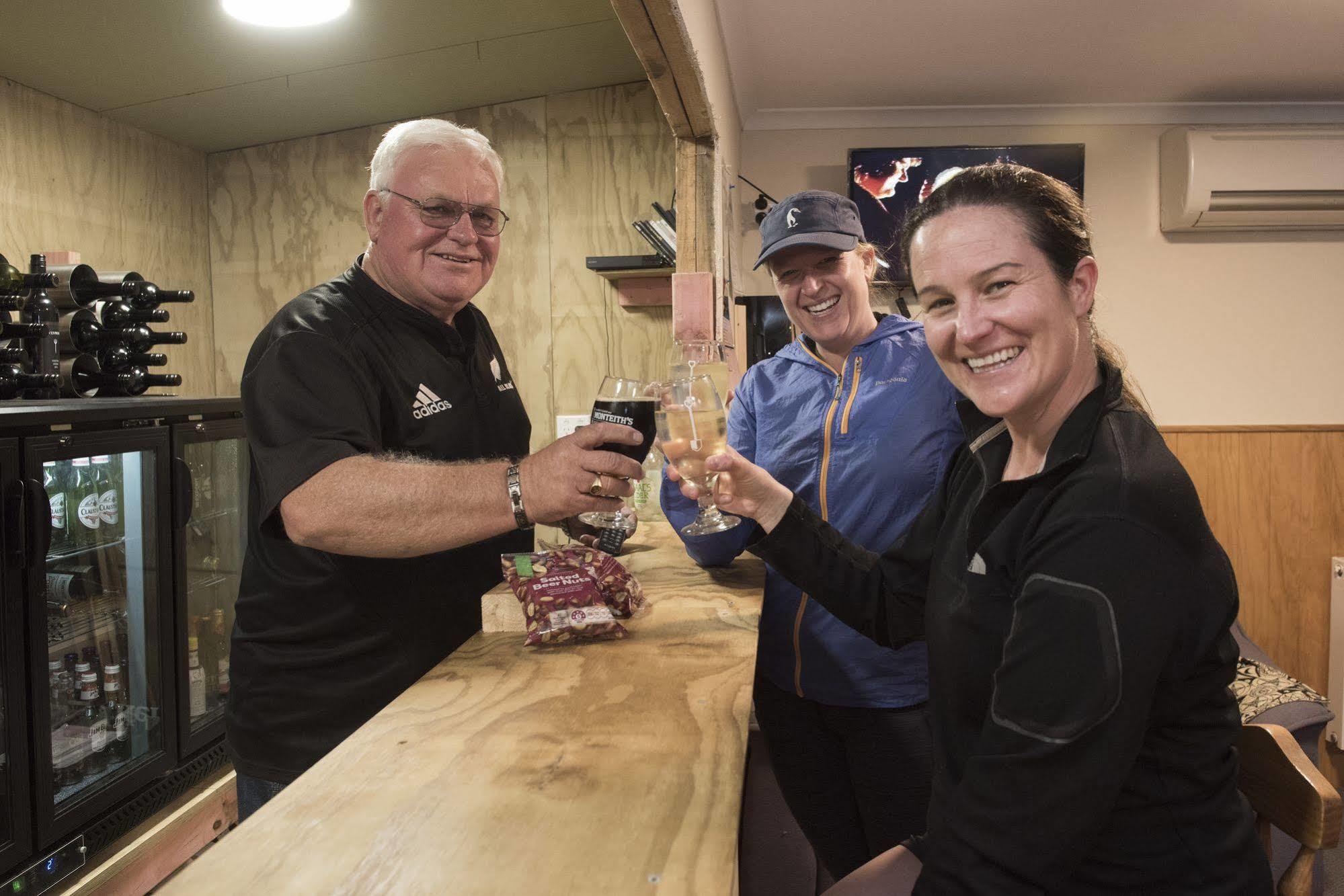 Adventure Lodge And Motels And Tongariro Crossing Track Transport National Park Εξωτερικό φωτογραφία