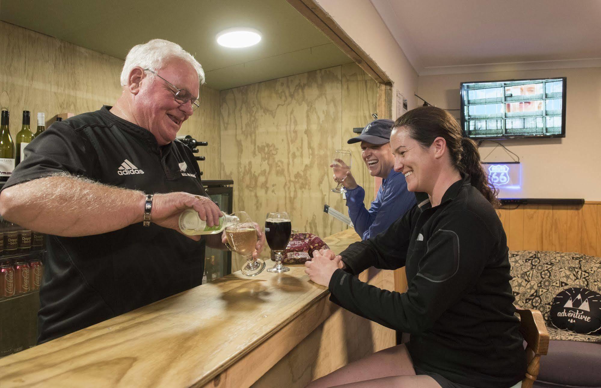 Adventure Lodge And Motels And Tongariro Crossing Track Transport National Park Εξωτερικό φωτογραφία