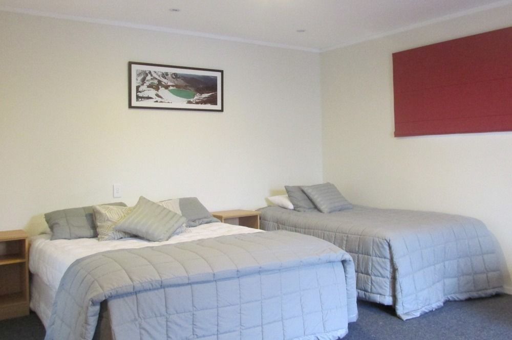Adventure Lodge And Motels And Tongariro Crossing Track Transport National Park Εξωτερικό φωτογραφία