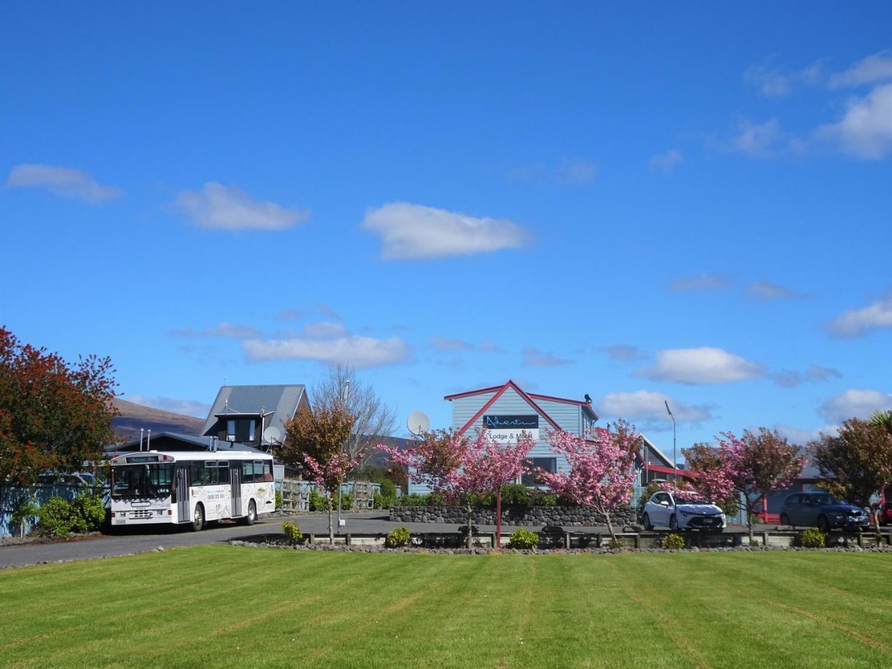 Adventure Lodge And Motels And Tongariro Crossing Track Transport National Park Εξωτερικό φωτογραφία