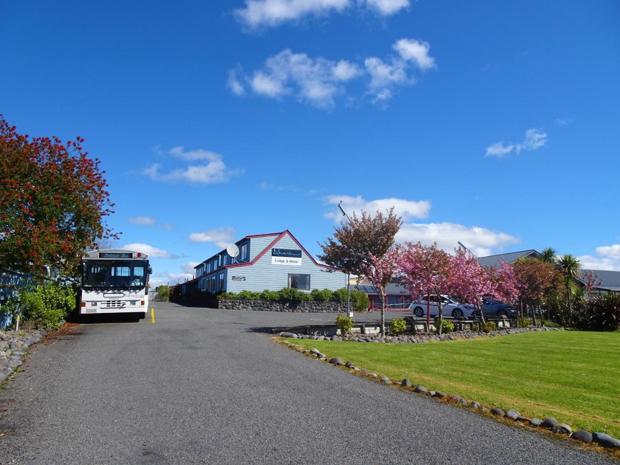 Adventure Lodge And Motels And Tongariro Crossing Track Transport National Park Εξωτερικό φωτογραφία